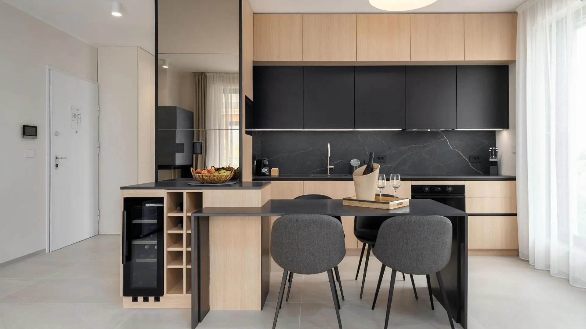 The Q Bliss - Your New 4-Star Hideaway With A Garage Rovinj Apartament
